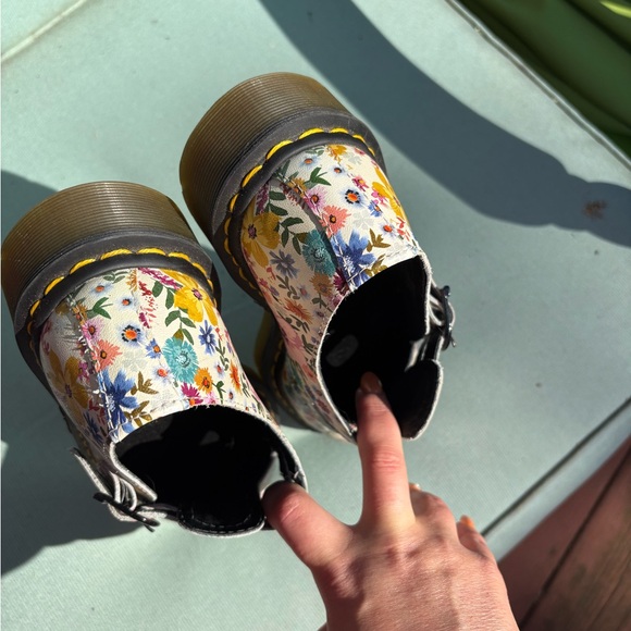 Dr. Martens Wanderlust Mary Jane - Picture 5 of 6